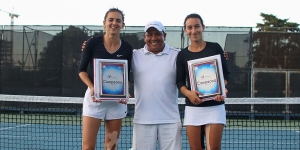 Weedon y Morales campeonas de dobles