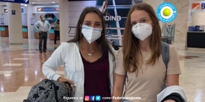 Morales y Vela rumbo a Cancún, México.